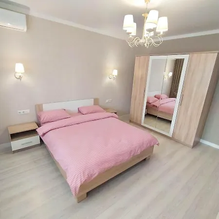 в жилом комплексе левитана,массив радужный Odessa