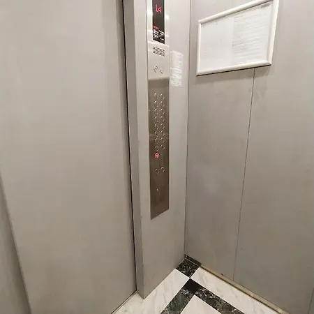 в жилом комплексе левитана,массив радужный Apartment